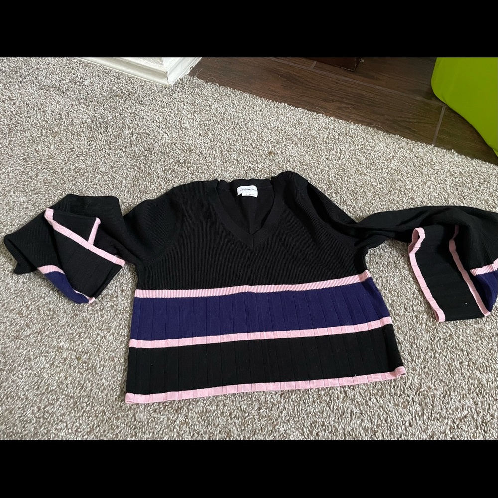 Lovers + Friends Crop top sweater